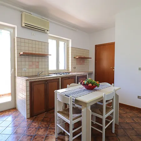 Casa Helena In With Harbor View For 8 People بيت للعطل *